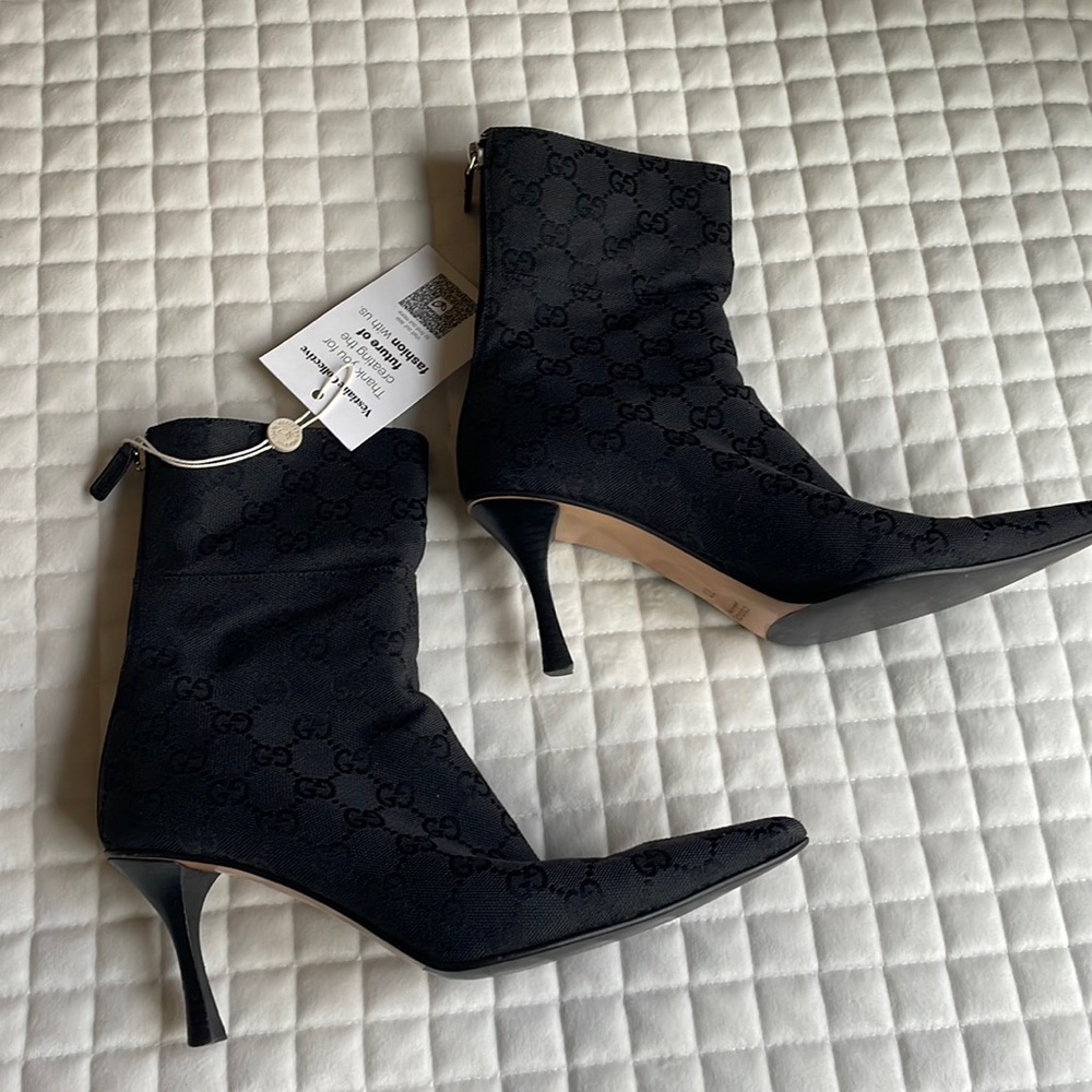 COPY - Gucci Monogrammed Black Pointed Toe Ankle Boots 7